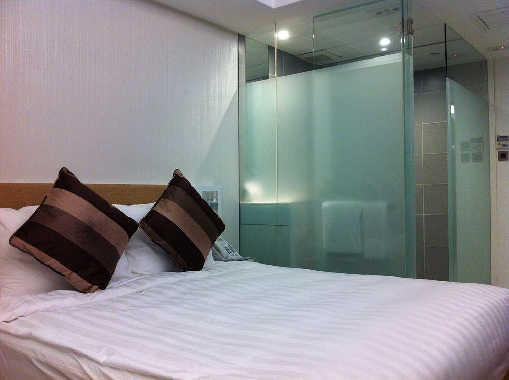 The Figo Hotel Hong Kong Exterior photo